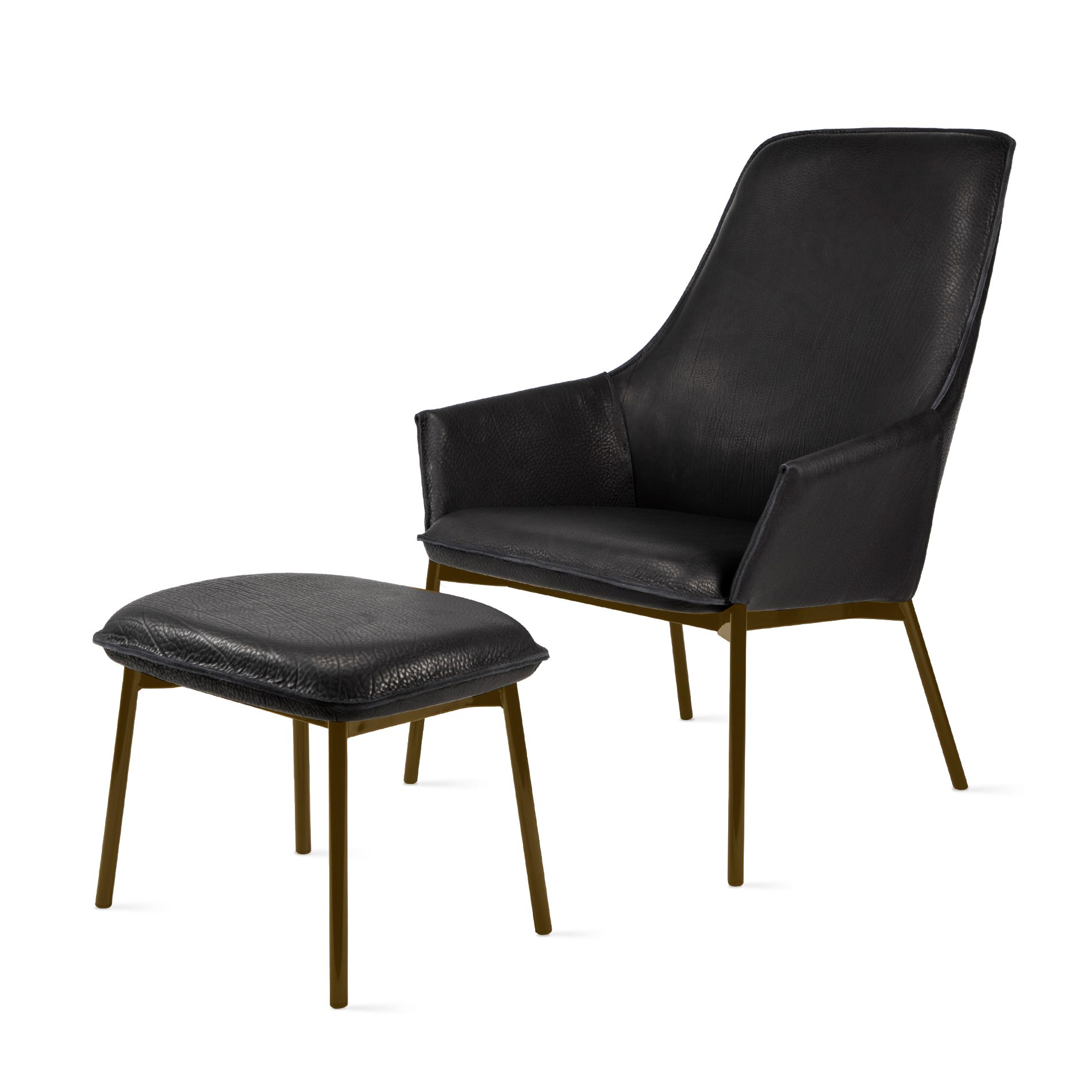 Grace Lounge Chair High in schwarzem Leder Magnum Ebony mit Gestell in Bronze Lasur, inklusive Ottomane, schräg von vorn