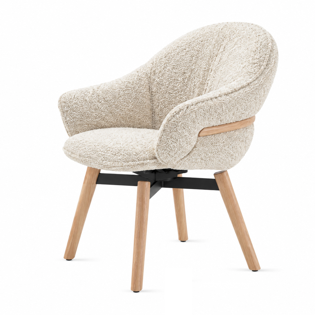 Marie Armchair in cremefarbenem Bouclé-Stoff Nimbus 006 Brebis mit Holzkreuzgestell in Eiche, schräg von vorn
