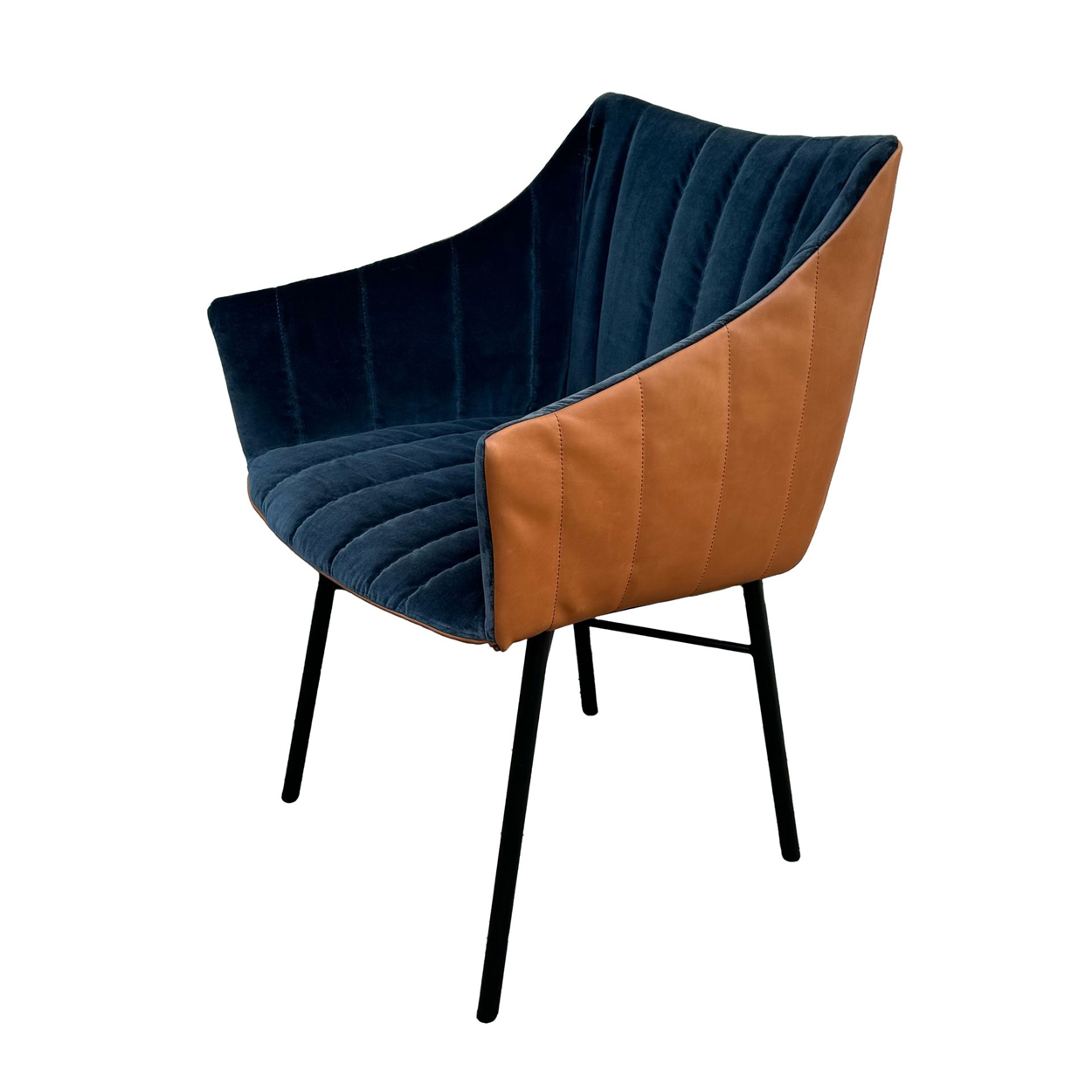 Design-Klassiker: Rubie Armchair High Leder Oman Cognac & Stoff Harald 