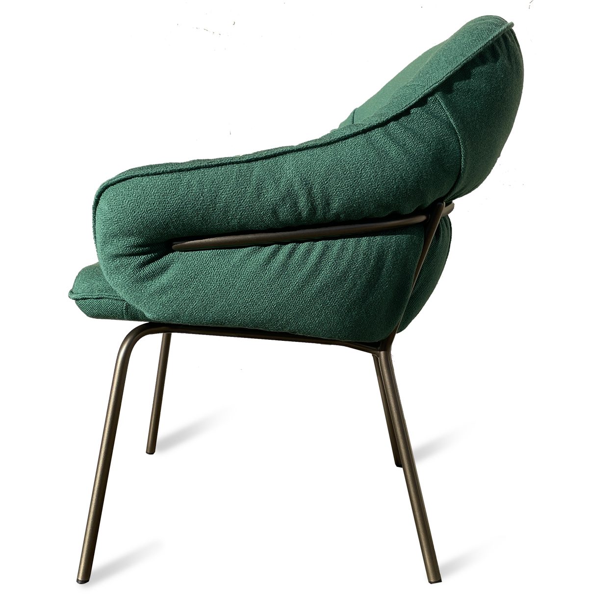 Marie Armchair Low Dining in grünem Stoff Vidar mit bronzefarbenem Gestell, Seitenansicht