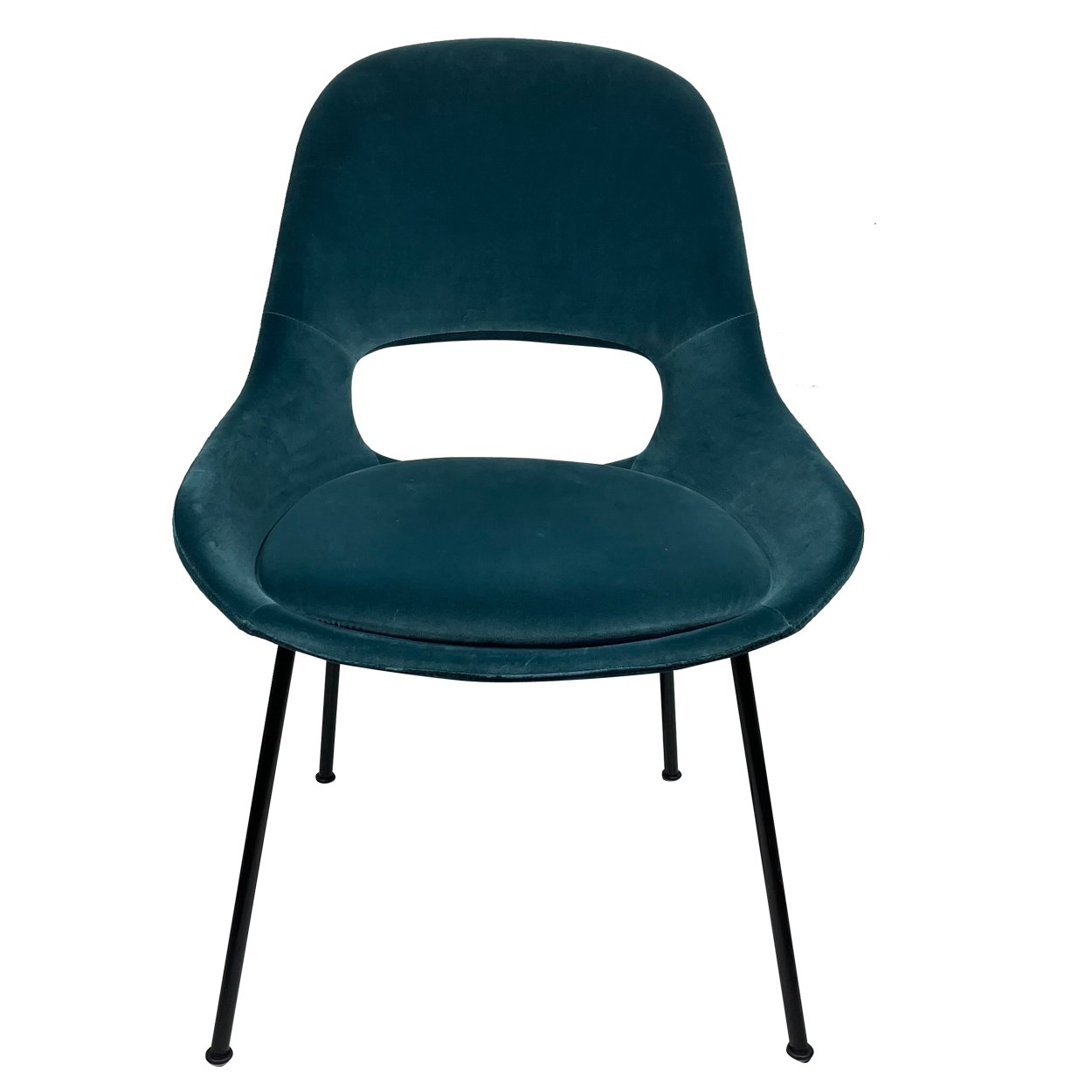 Theia Armchair Low in petrolfarbenem Samt Adamo & Eva 184 Petrolio mit schwarzem Gestell, Frontansicht