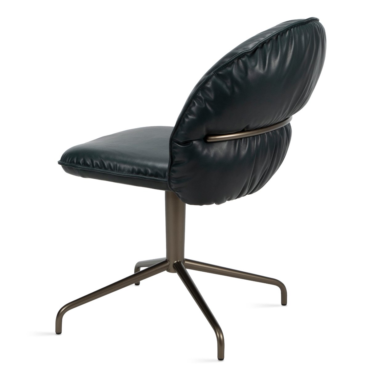 Marie Chair in dunkelgrünem Leder Adora Jade mit bronzefarbenem Sternfußgestell, schräg von hinten